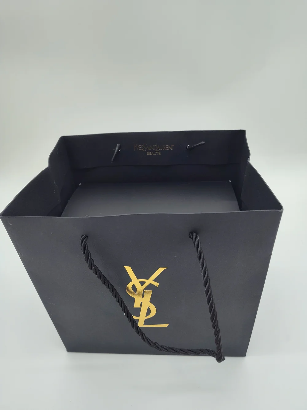 YSL BEAUTÉ Noir Vanity Prestige Black Crossbody Cosmetic Train Case NIB GWP